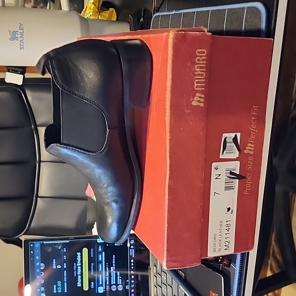 Munro Bedford - Picture 2 of 4